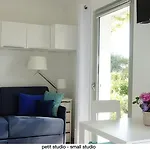 456 Chemin De La Pinède Appartement *