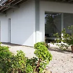 456 Chemin De La Pinède Appartement *