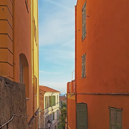 456 Chemin De La Pinede * Menton